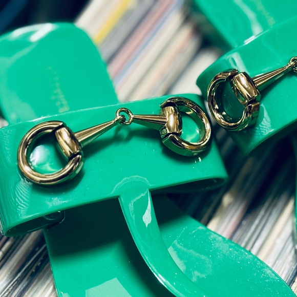 NWOT - Jeffrey Campbell “A Lil Bit” Patent Embellished Sandal Shiny Green - 6 US - Picture 3 of 13